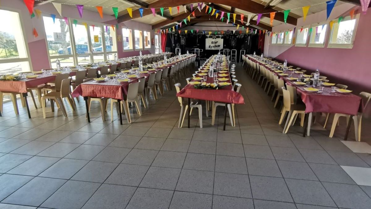 Salle des fêtes.jpg